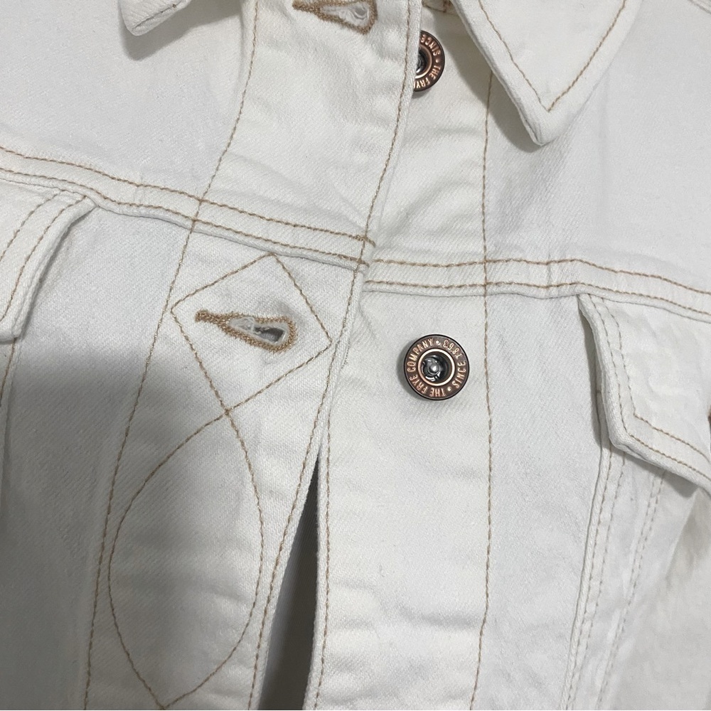FRYE Women’s Cropped Raw-Hem Denim Jean Jacket Natural Color Cotton White XL NWT - Picture 2 of 7